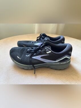 Brooks Ghost 15 Running Shoes Women’s Size 9.5 Black Purple Athletic Sneakers